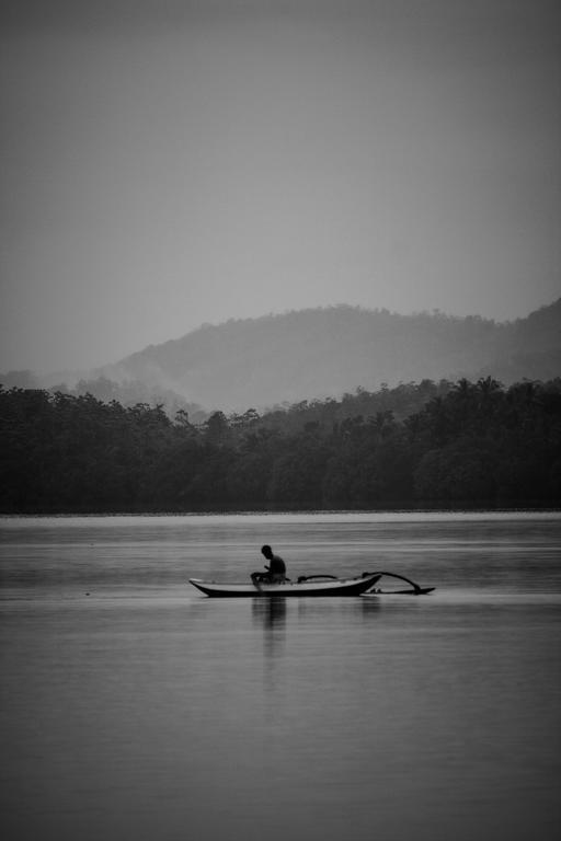 Lumbini Lagoon Koggala Buitenkant foto
