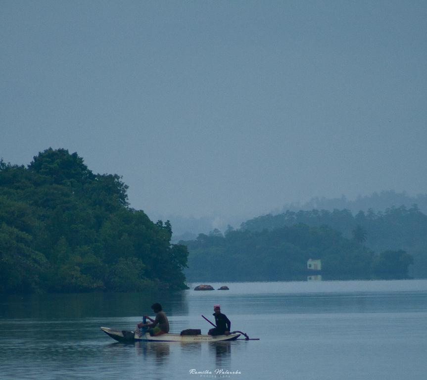 Lumbini Lagoon Koggala Buitenkant foto